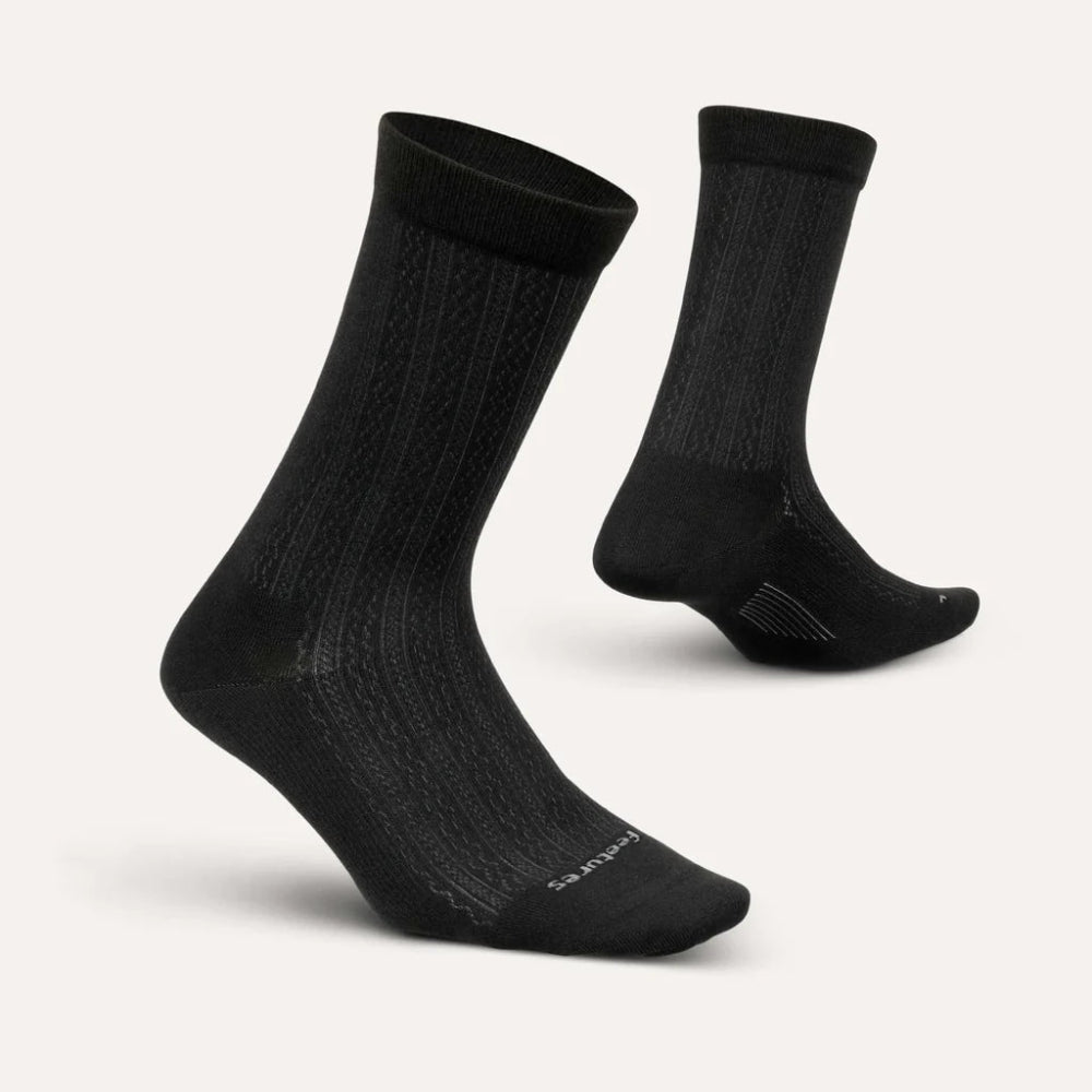 Feetures Everyday Women's Max Cushion Crew Texture Socks - Black