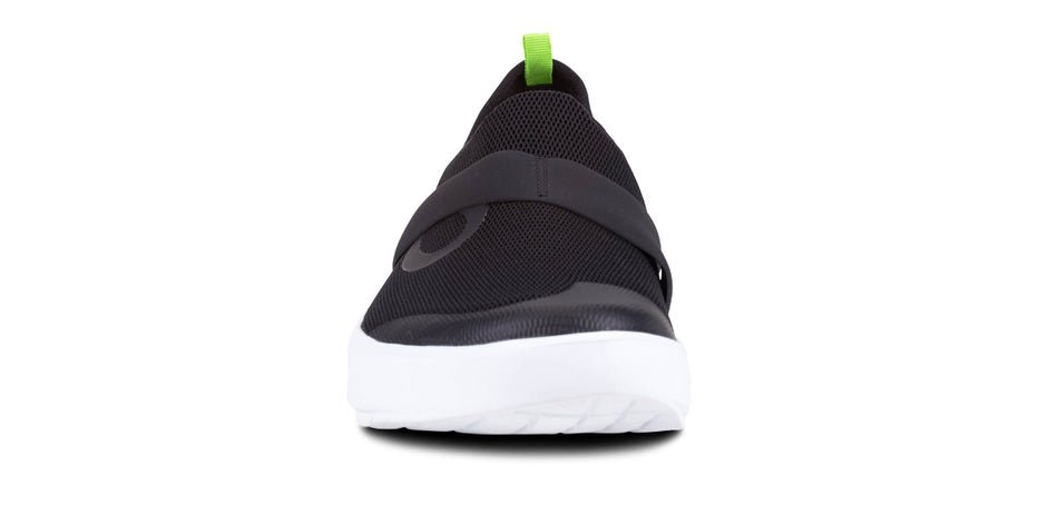 Oofos Men's Oomg Low Active Recovery Shoe - White & Black