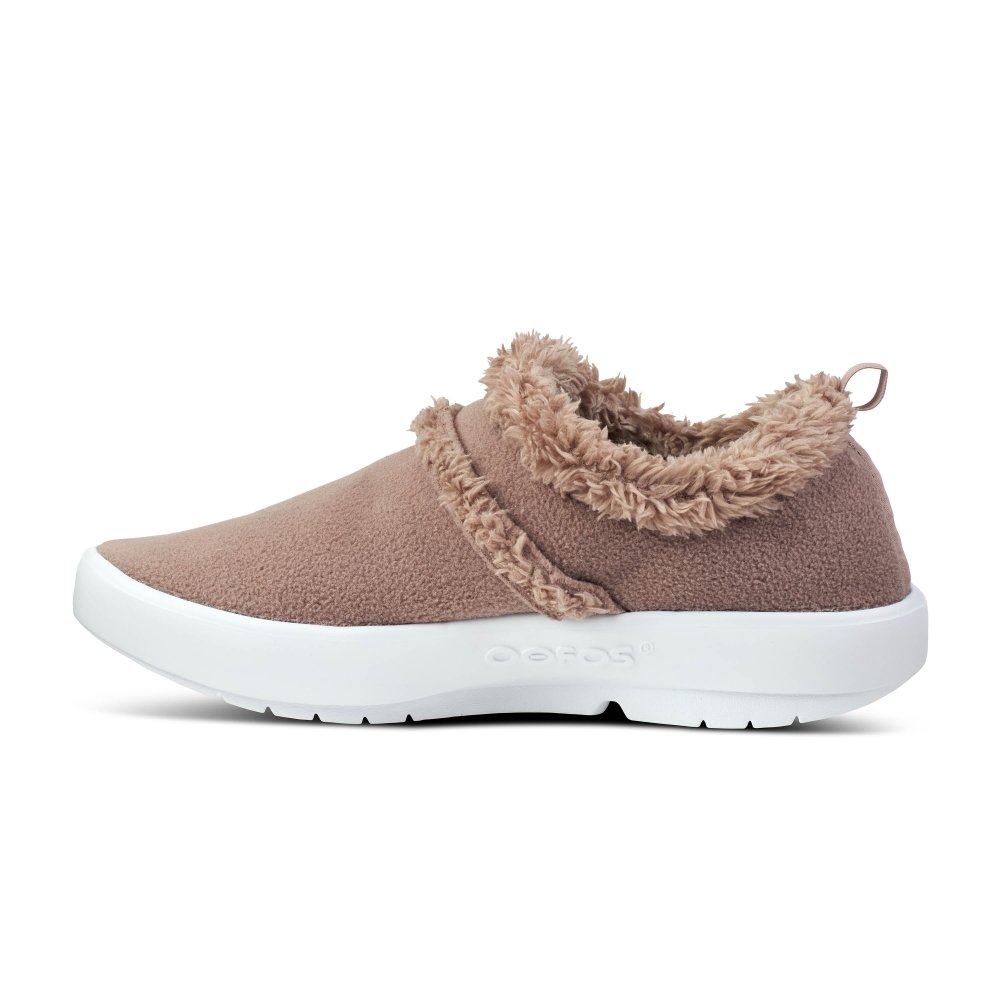 Oofos Women's OOcoozie Low Shoe - Chocolate Sherpa